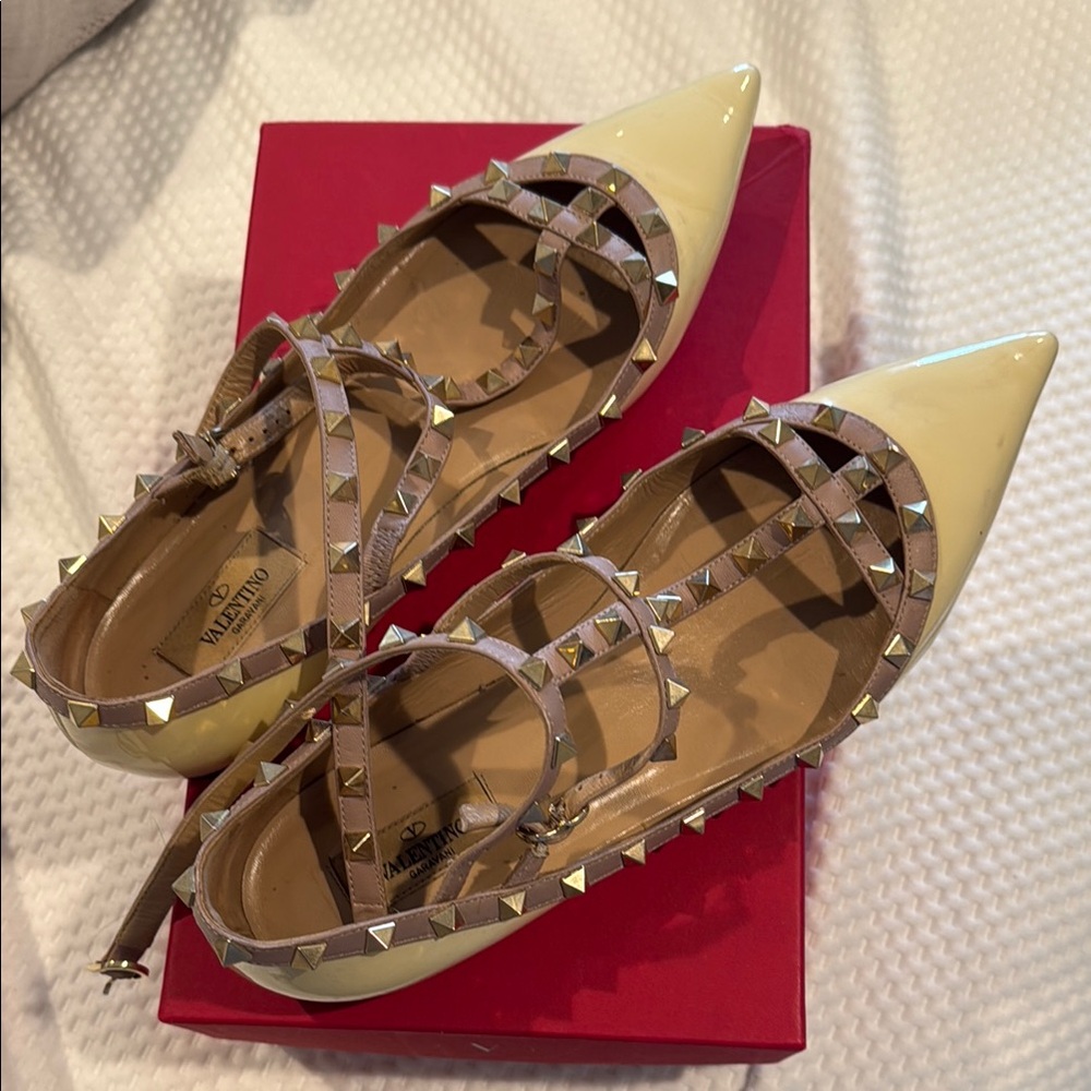 Valentino Studded flats